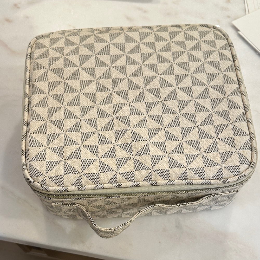 Geometric Patterned Cosmetic Bag